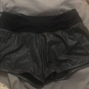 Lululemon 2.5” shorts